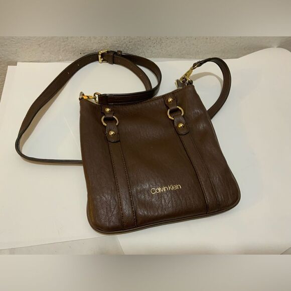 Calvin Klein Sonoma Bubble Lamb Novelty North/South Crossbody - Picture 1 of 15